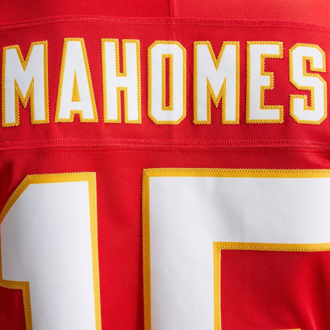 Patrick Mahomes Kansas City Chiefs Team Vapor F.U.S.E. Stitched Limited Jersey - Red